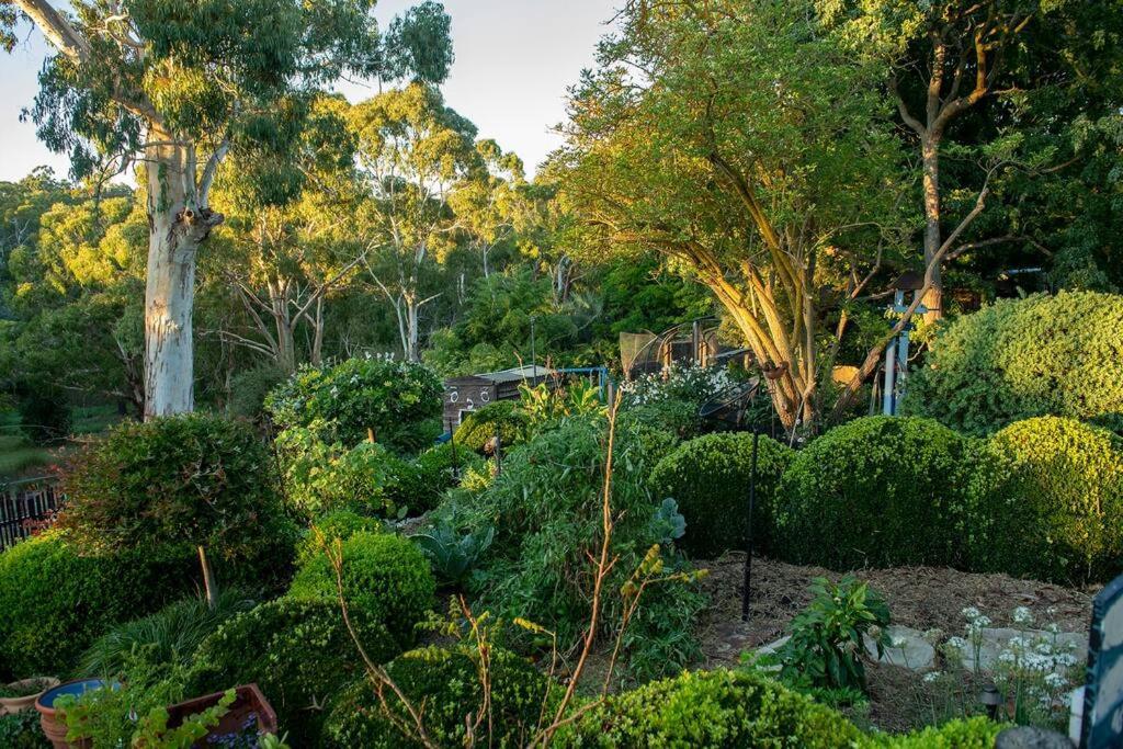 Delphi, Adelaide Hills Garden Bnb Villa Mylor Екстериор снимка